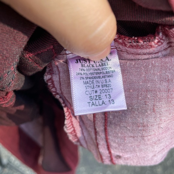 Red pants - Picture 7 of 8